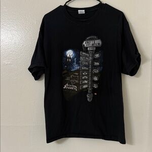 LIGHTLY USED- Knotts Scary Farm 2021 - Black Graphic T-Shirt Size: Large
